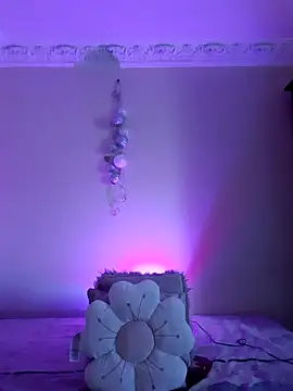 LunaBlaise online show from July 2026 07:20:01 AM