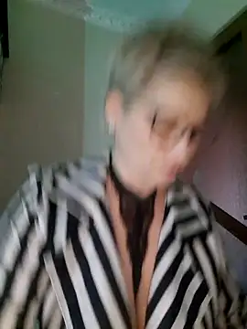 LunaBlaise online show from March 2026 02:10:01 PM