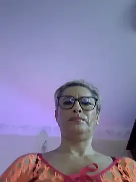 LunaBlaise online show from April 2026 08:08:02 AM