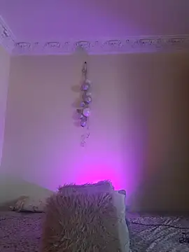 LunaBlaise online show from May 2026 07:33:01 AM