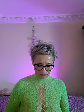 LunaBlaise online show from May 2026 07:23:01 AM