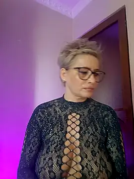 LunaBlaise online show from May 2026 06:23:03 AM