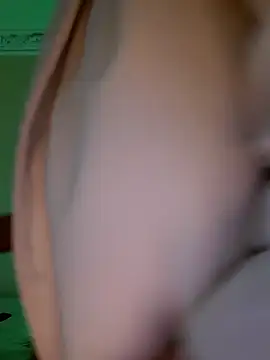 LunaBlaise online show from March 2026 07:30:01 AM