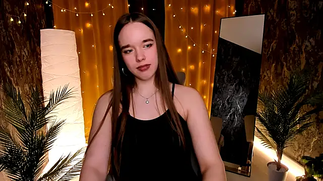 Sweet Naomi  online show from March 2026 10:44:01 AM