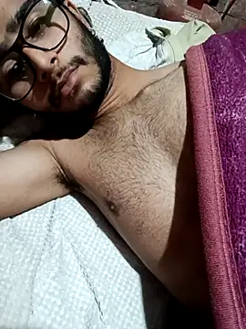 CoralN online show from March 2026 07:52:02 AM