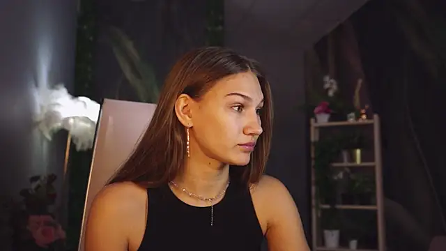 Snapshot of Sweet_Emilya chatting on May 2026 06:07:02 AM Sweet Emilya online show from May 2026 06:07:02 AM
