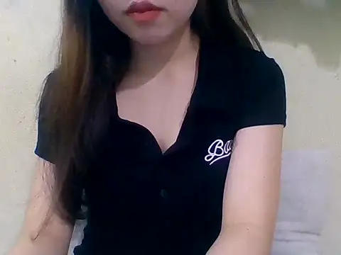 kiraa-007 online show from April 2026 02:52:01 PM