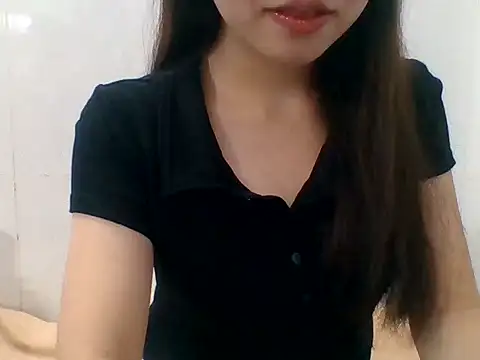 kiraa-007 online show from June 2026 07:35:01 PM
