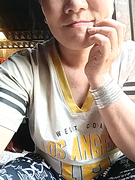 Lindxx-hot online show from April 2026 02:24:02 AM