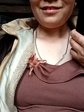 Lindxx-hot online show from March 2026 02:04:02 AM