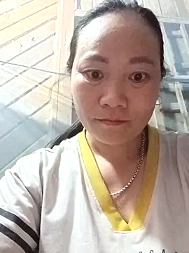 Lindxx-hot online show from April 2026 07:53:01 PM