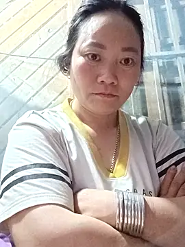 Lindxx-hot online show from March 2026 07:49:01 PM