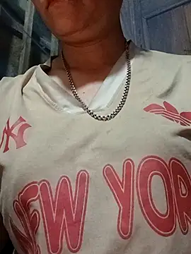 Lindxx-hot online show from April 2026 10:03:01 PM