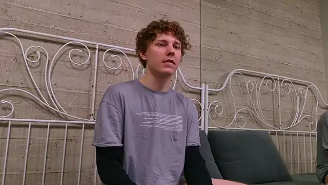 Snapshot of Mickey_Hawk chatting on March 2026 08:34:02 PM Mickey Hawk online show from March 2026 08:34:02 PM