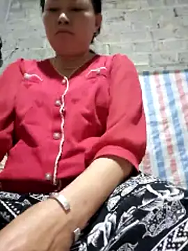 phay79 online show from May 2026 06:18:01 AM