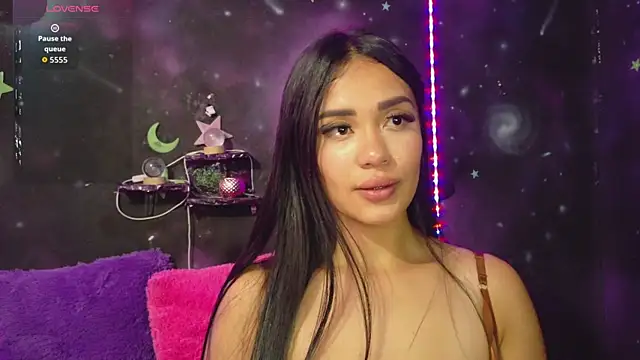 ValentinaRojass  online show from May 2026 04:48:02 PM