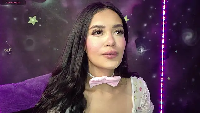 ValentinaRojass  online show from April 2026 05:52:01 PM