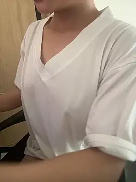 Xoai-cute online show from May 2026 02:44:02 AM