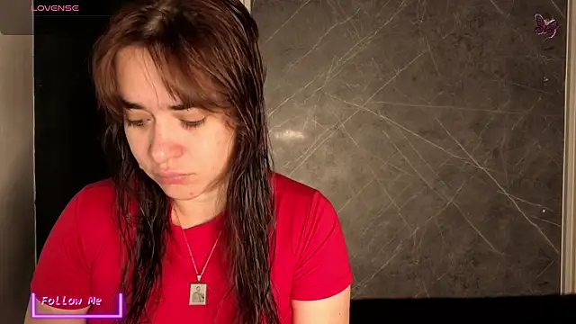 Snapshot of _VALERIAGOMEZ chatting on June 2026 12:32:01 PM VALERIAGOMEZ online show from June 2026 12:32:01 PM