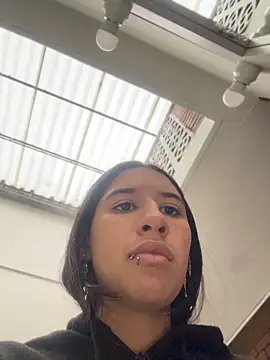 LilyRossi  online show from May 2026 12:15:01 PM