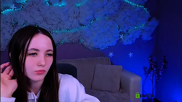 chloe ley online show from April 2026 12:22:02 PM