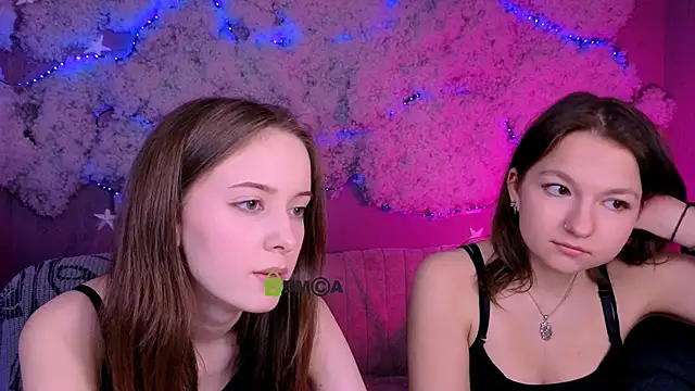 chloe ley online show from April 2026 12:44:01 PM