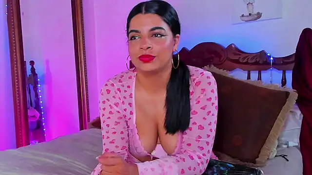 Arianna Moore online show from April 2026 09:29:01 PM