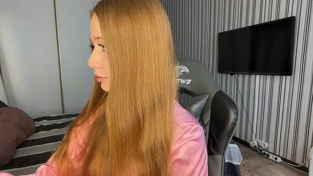 Emily Rass  online show from March 2026 05:07:01 AM