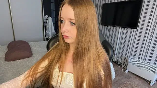 Emily Rass  online show from March 2026 07:22:02 AM