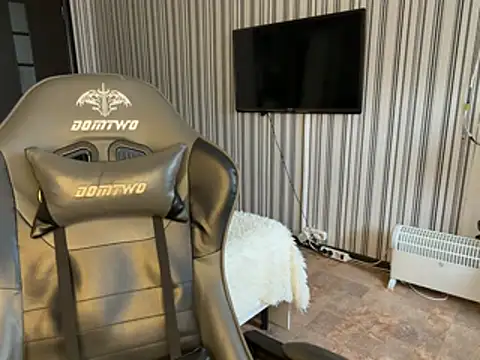 Emily Rass  online show from March 2026 09:00:01 AM