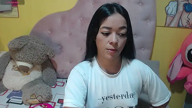 Sophiiee Gray online show from May 2026 02:30:01 AM