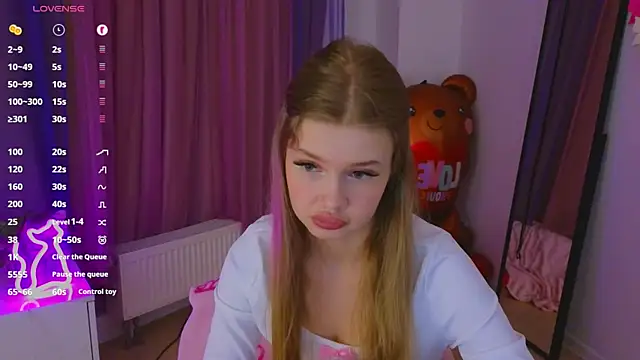 belrinaa online show from April 2026 08:54:01 PM