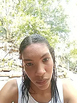 Snapshot of ginevere_20 chatting on April 2026 07:38:02 PM ginevere 20 online show from April 2026 07:38:02 PM