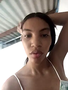 Snapshot of ginevere_20 chatting on May 2026 08:14:01 PM ginevere 20 online show from May 2026 08:14:01 PM