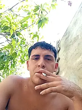 Snapshot of ginevere_20 chatting on April 2026 08:48:02 PM ginevere 20 online show from April 2026 08:48:02 PM