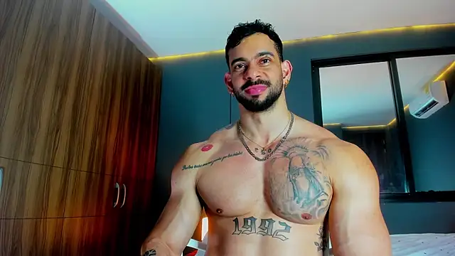 massimo visconti online show from April 2026 04:19:01 AM