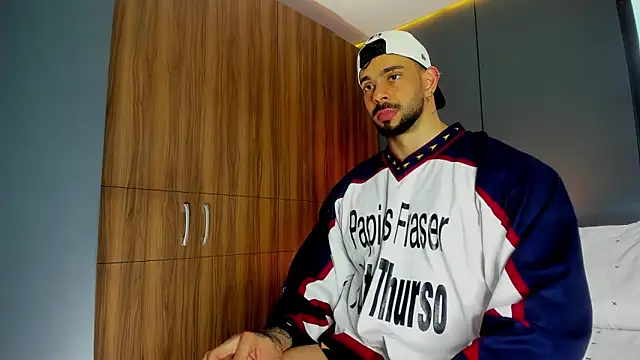 massimo visconti online show from April 2026 03:46:01 PM