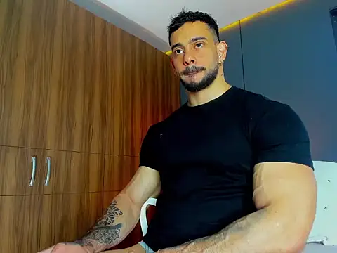 massimo visconti online show from March 2026 03:48:01 PM