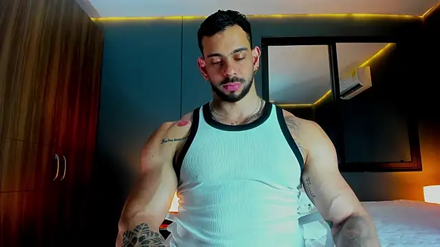 massimo visconti online show from April 2026 01:22:02 AM