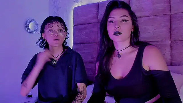 CaliferAndAurora online show from March 2026 03:52:01 AM