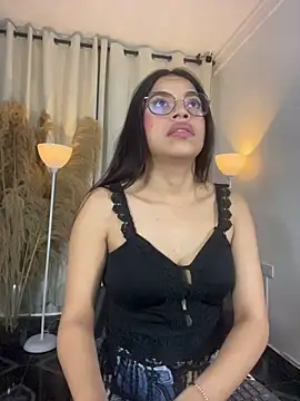 Snapshot of Maii_Luna chatting on July 2026 12:56:01 PM Maii Luna online show from July 2026 12:56:01 PM