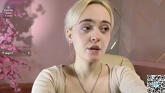 Bambi Bloom online show from April 2026 05:14:02 AM