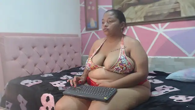 Doll rihana online show from April 2026 05:36:01 AM