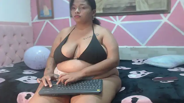 Doll rihana online show from May 2026 02:04:02 AM