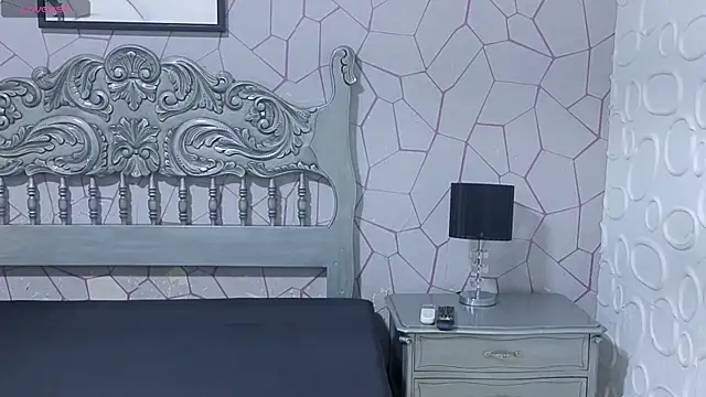 Genesisraydenx online show from May 2026 08:00:02 PM
