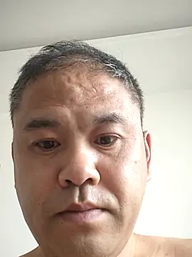 Snapshot of wanggang880903 chatting on June 2026 11:17:01 PM wanggang880903 online show from June 2026 11:17:01 PM