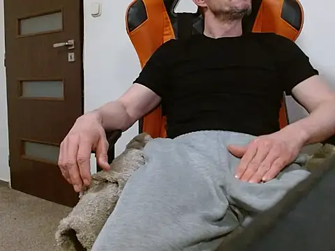 Sokarek online show from April 2026 04:41:02 AM