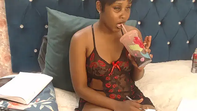CURVYBOOTYLICIOUS88 online show from July 2026 02:40:01 PM