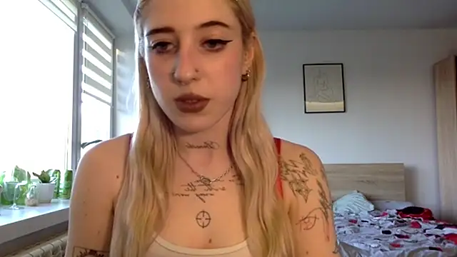 EmmyWet online show from April 2026 05:21:02 PM