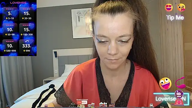 Snapshot of Yana-XX chatting on April 2026 11:05:02 AM Yana-XX online show from April 2026 11:05:02 AM